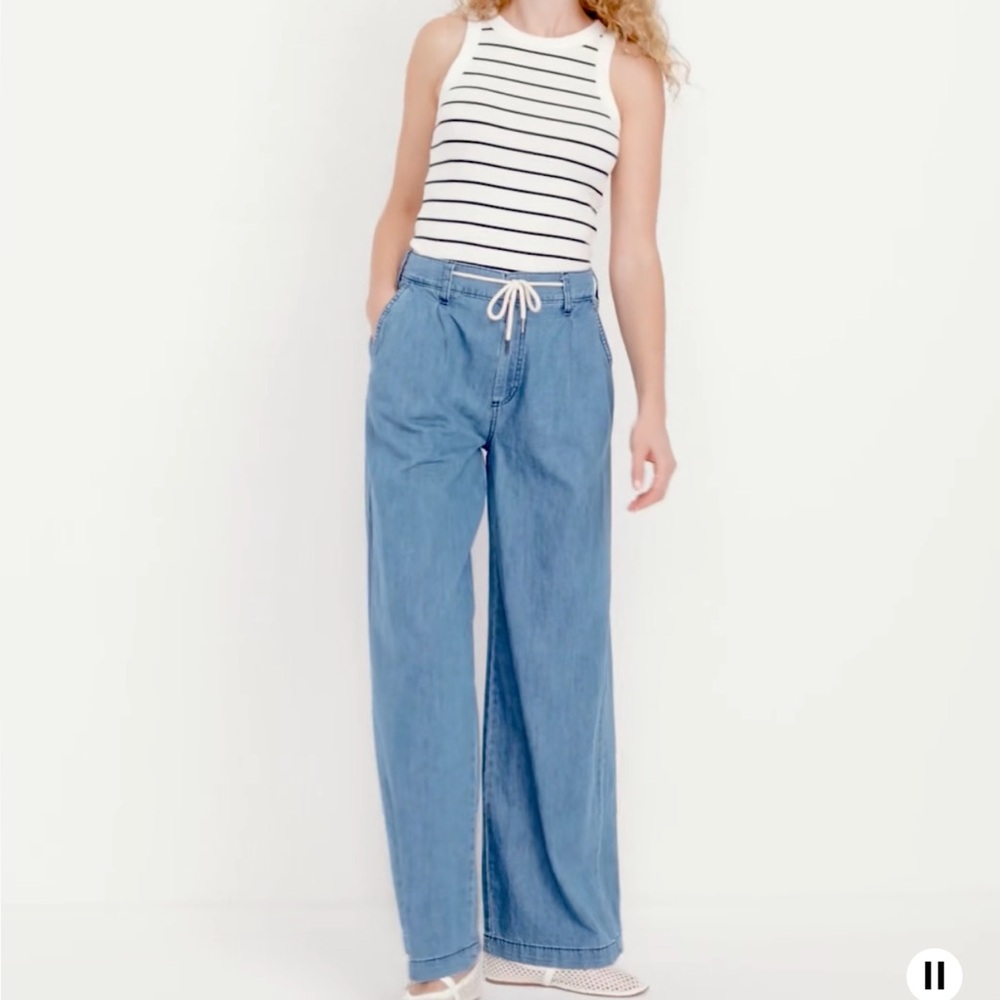 NWOT old navy high waisted super wide leg drapey pants